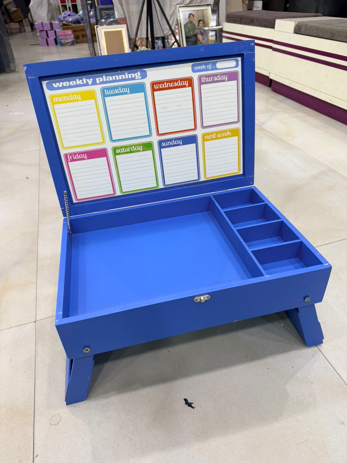 Personalised kids study table