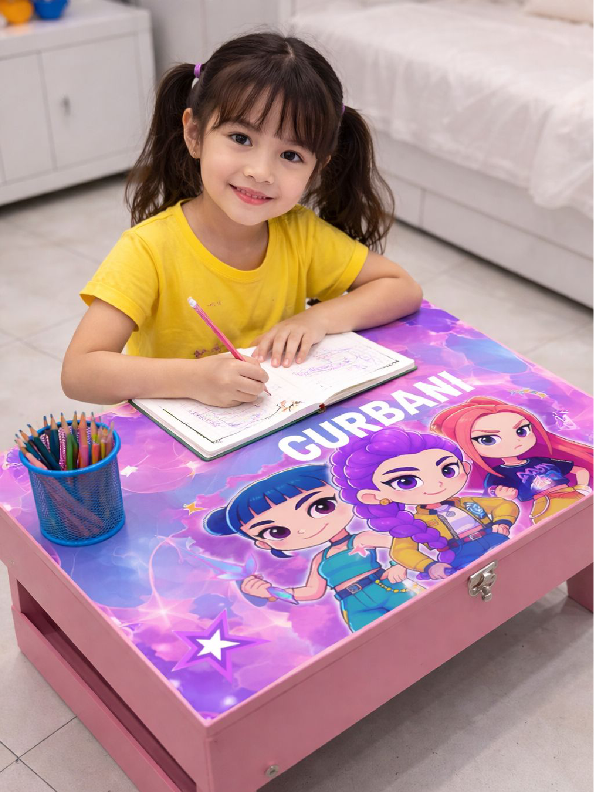 Personalised kids study table