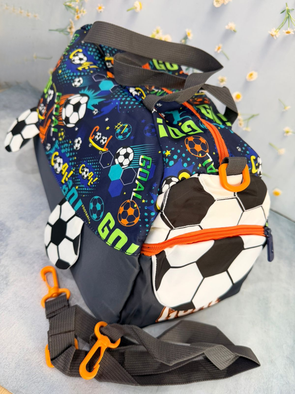 Customized Premium Duffle Bags: Elevate Your Travel Style