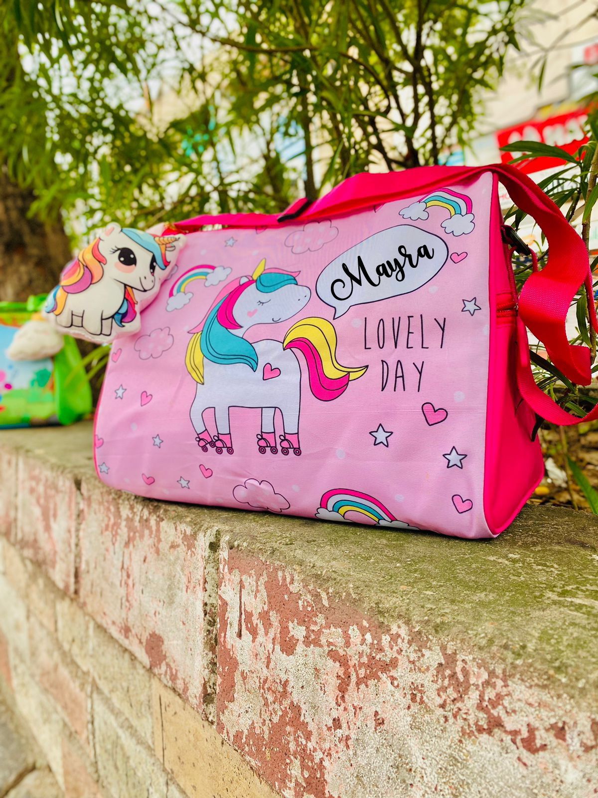 TRIANGLE TOY HANGING DUFFLE BAG SWIM BAG