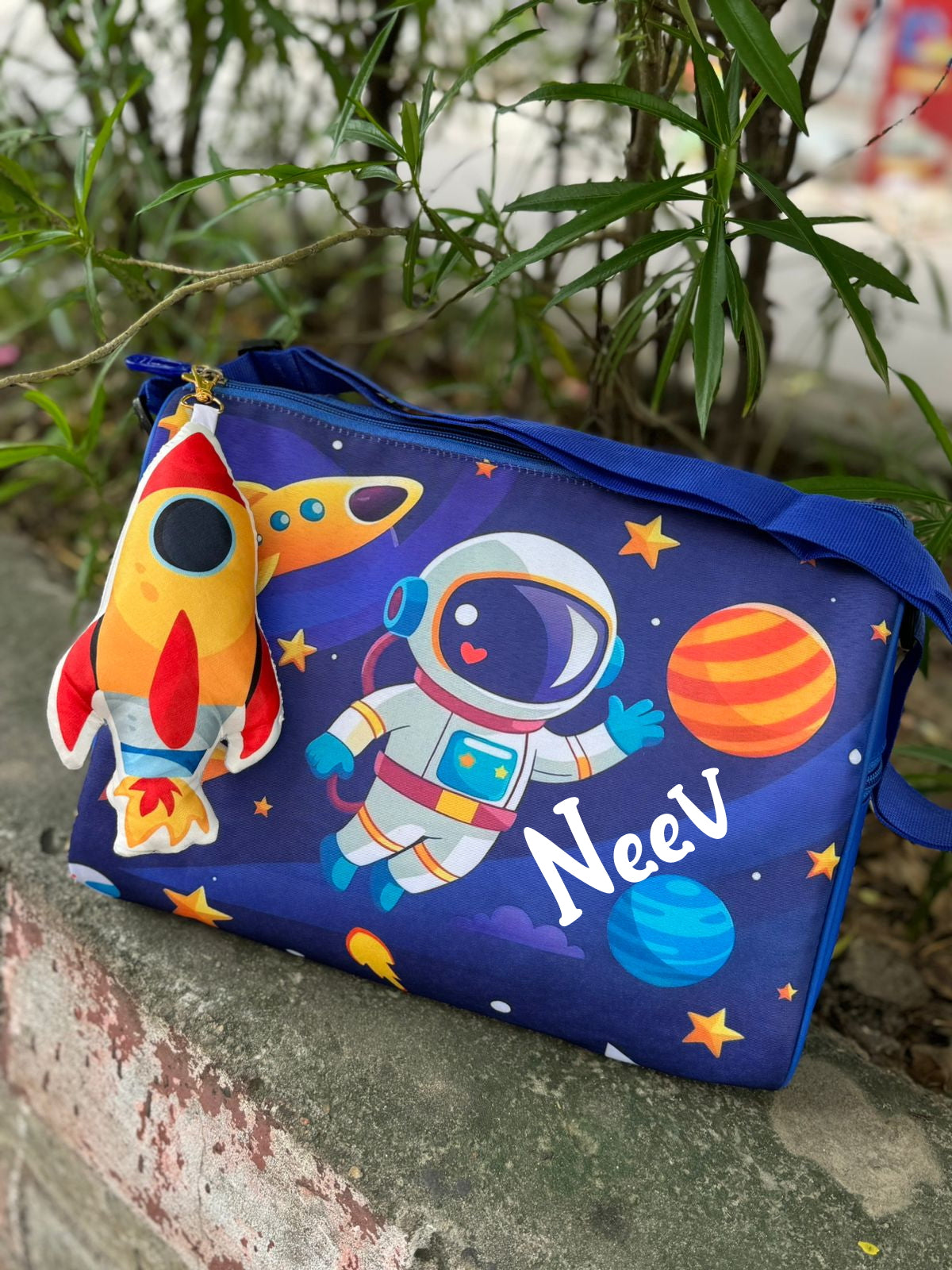 TRIANGLE TOY HANGING DUFFLE BAG SWIM BAG