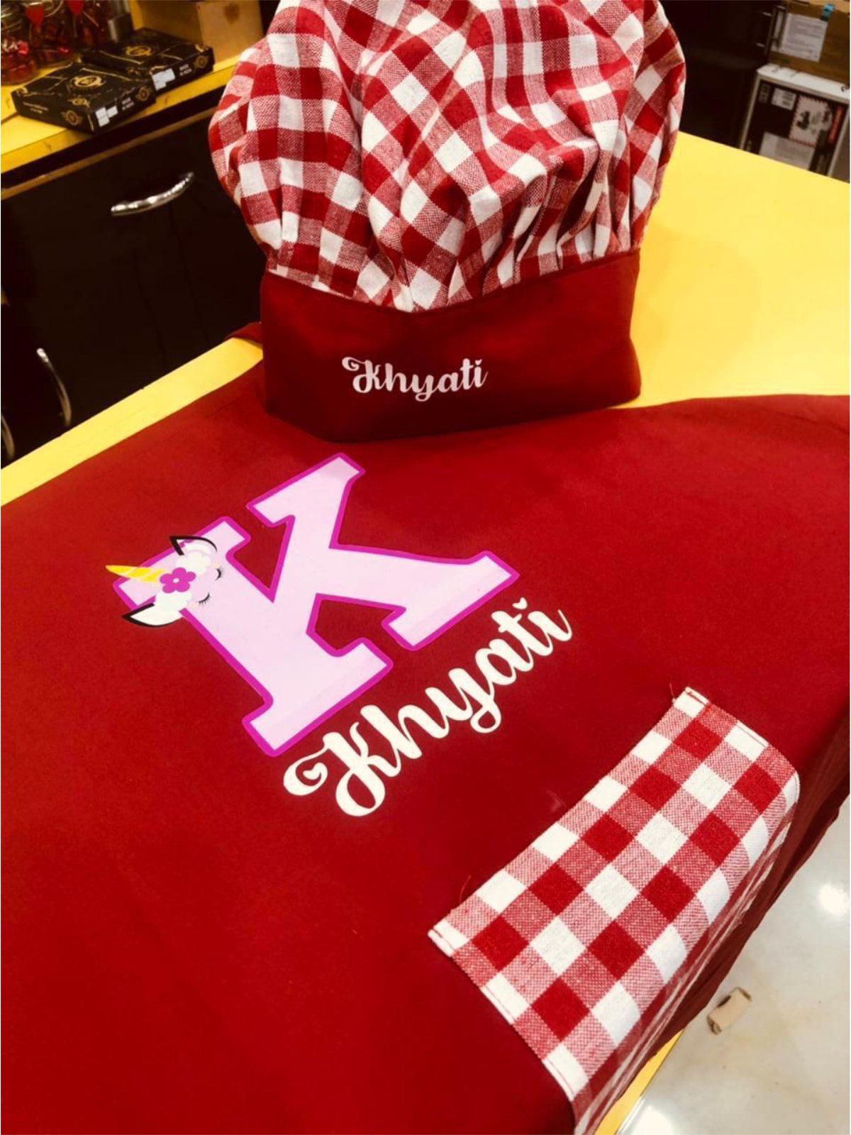 Personalised apron  and hat